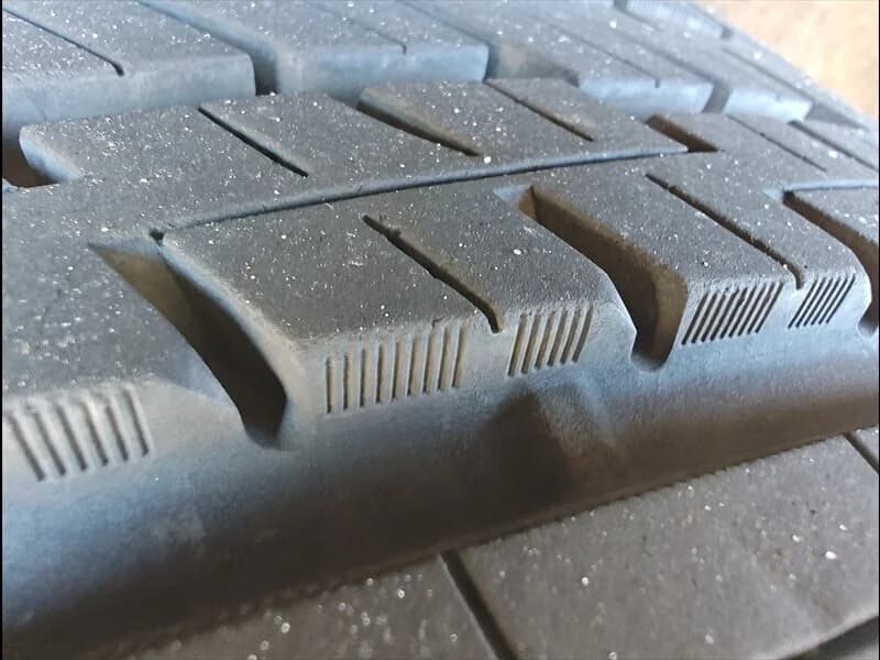 2020 Jeep Grand Cherokee Altitude, photo 10 of 42