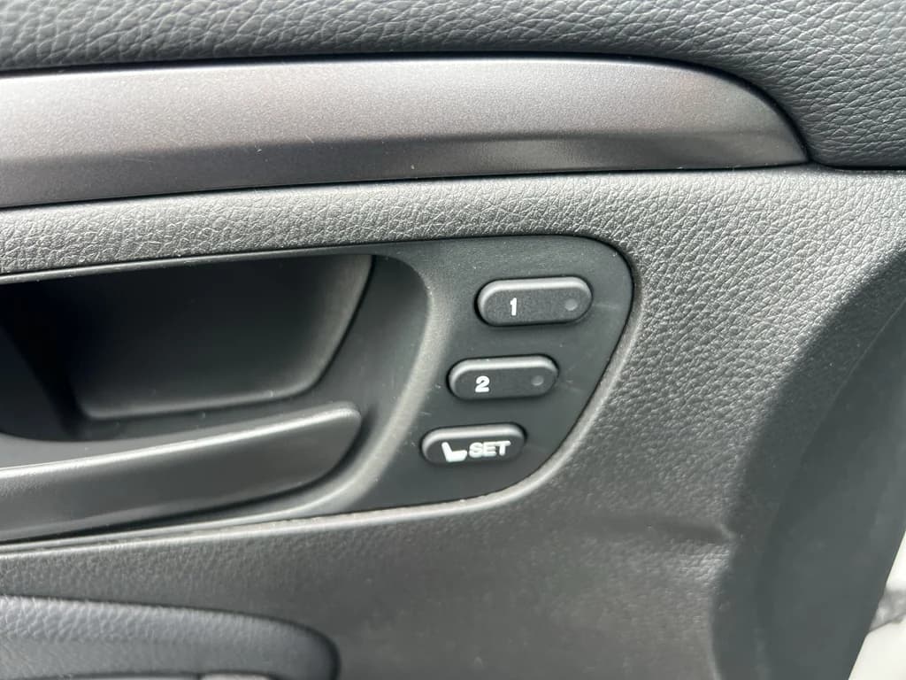 2023 Honda Passport EX-L, photo 17 of 32