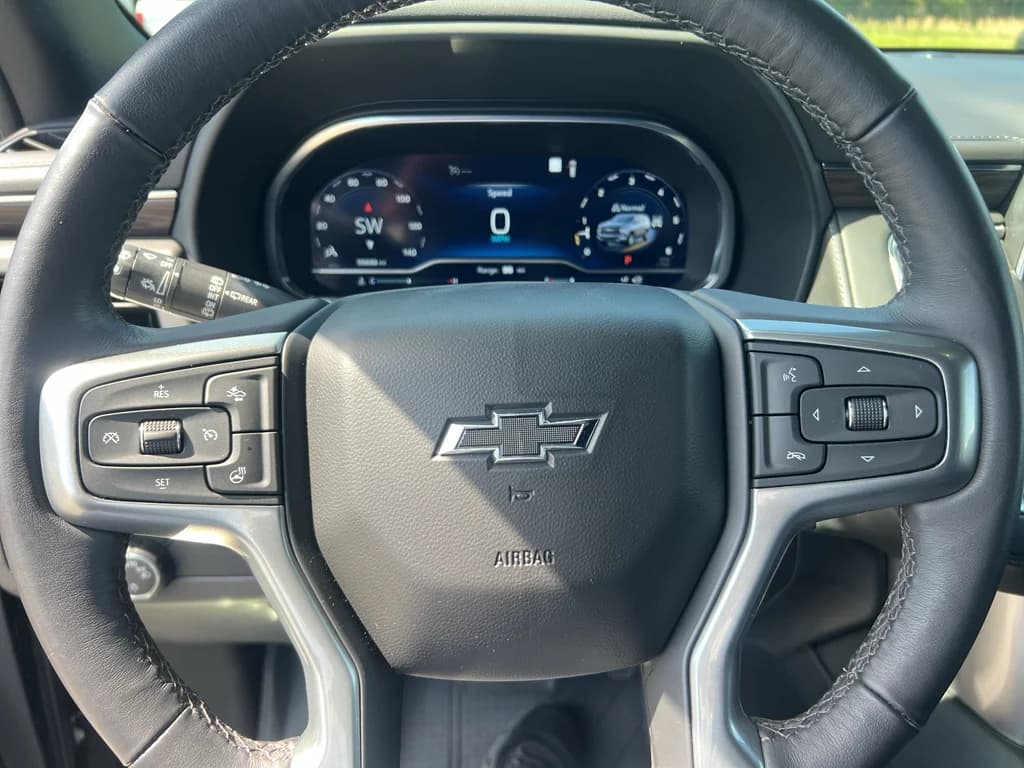 2022 Chevrolet Tahoe Z71, photo 18 of 38
