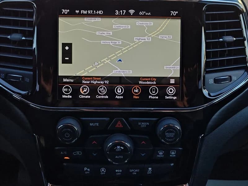 2020 Jeep Grand Cherokee Altitude, photo 20 of 42