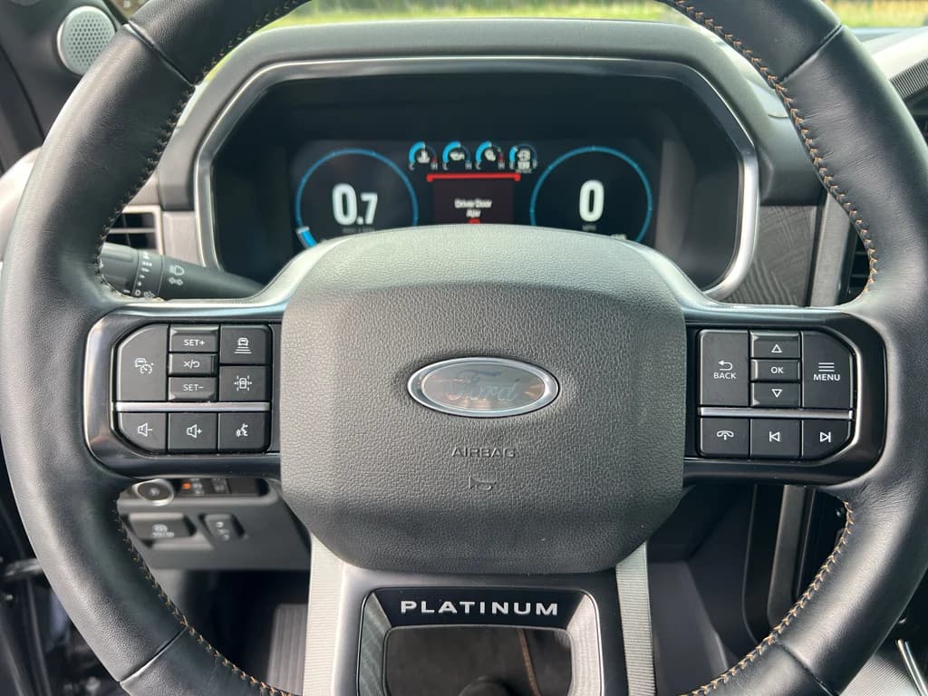 2023 Ford F-150 Platinum, photo 16 of 35