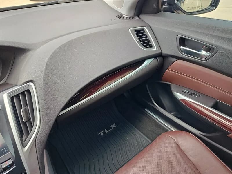 2017 Acura TLX 3.5L V6 w/Technology Package, photo 21 of 46