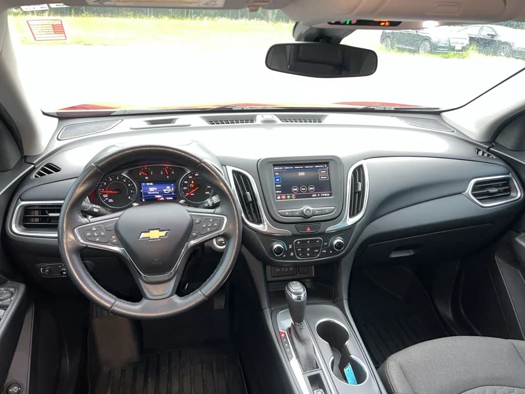 2020 Chevrolet Equinox LT, photo 21 of 32