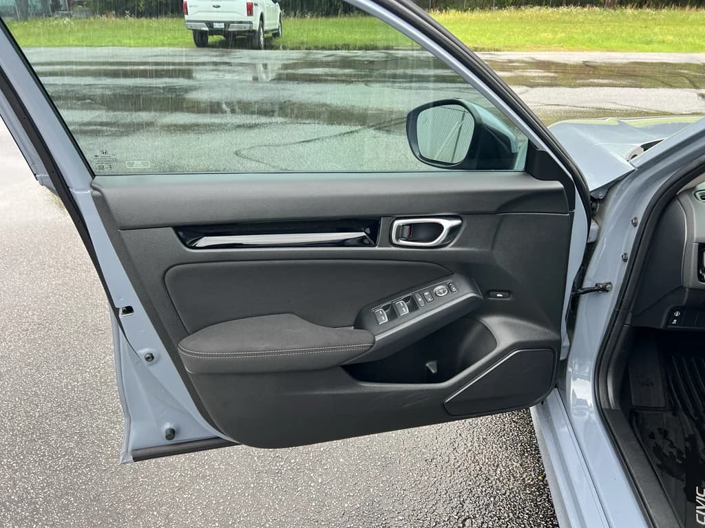 2024 Honda Civic EX, photo 21 of 27