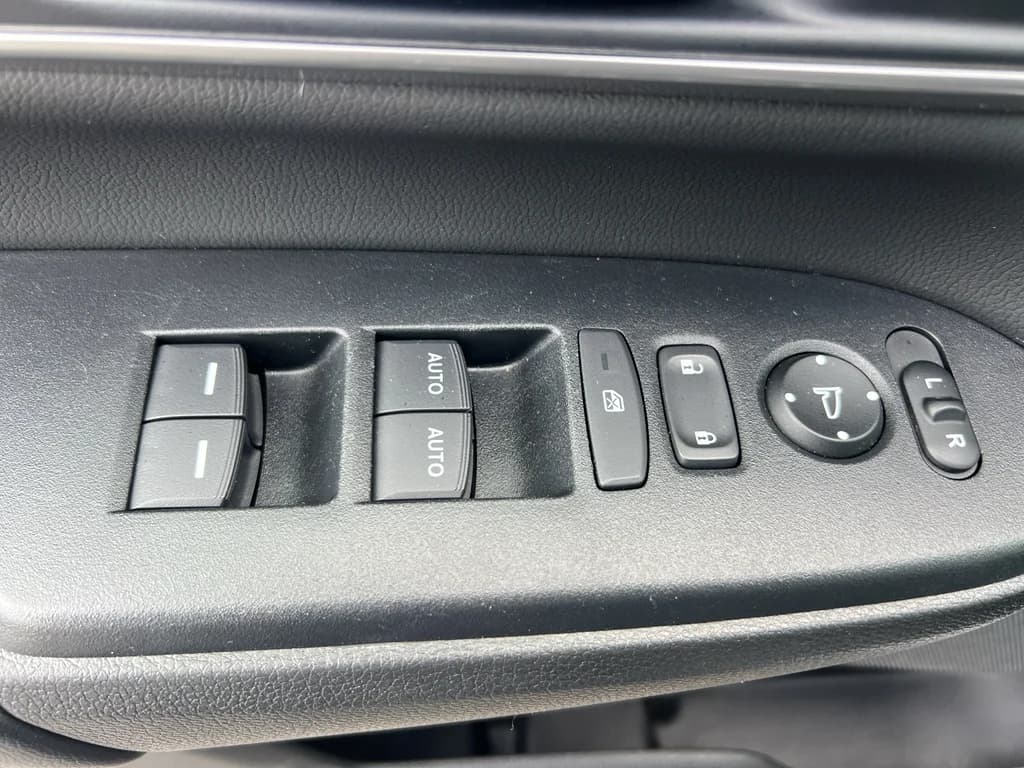 2022 Honda CR-V EX-L, photo 21 of 32