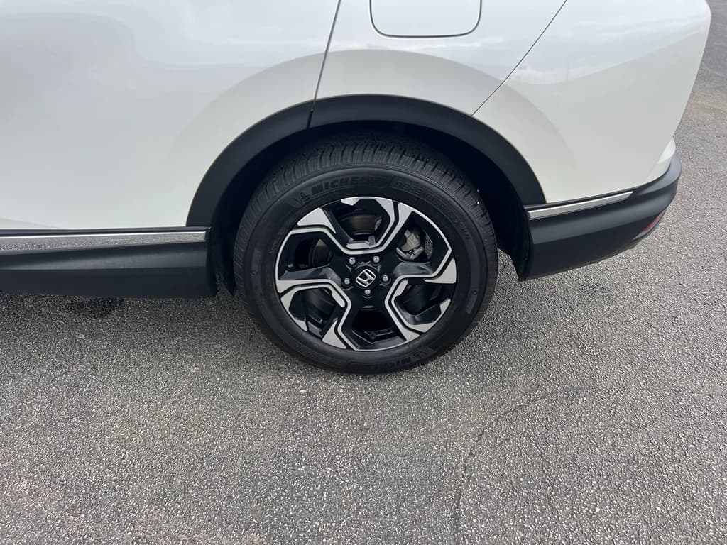 2018 Honda CR-V Touring, photo 9 of 35