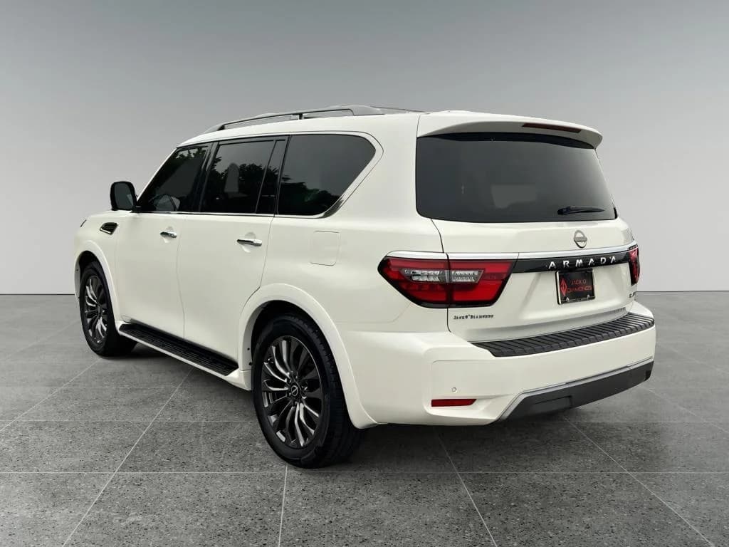 2023 Nissan Armada Platinum, photo 4 of 35
