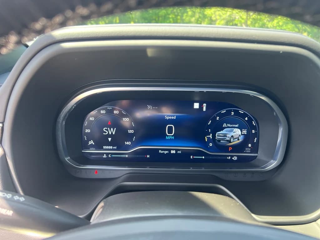 2022 Chevrolet Tahoe Z71, photo 17 of 38
