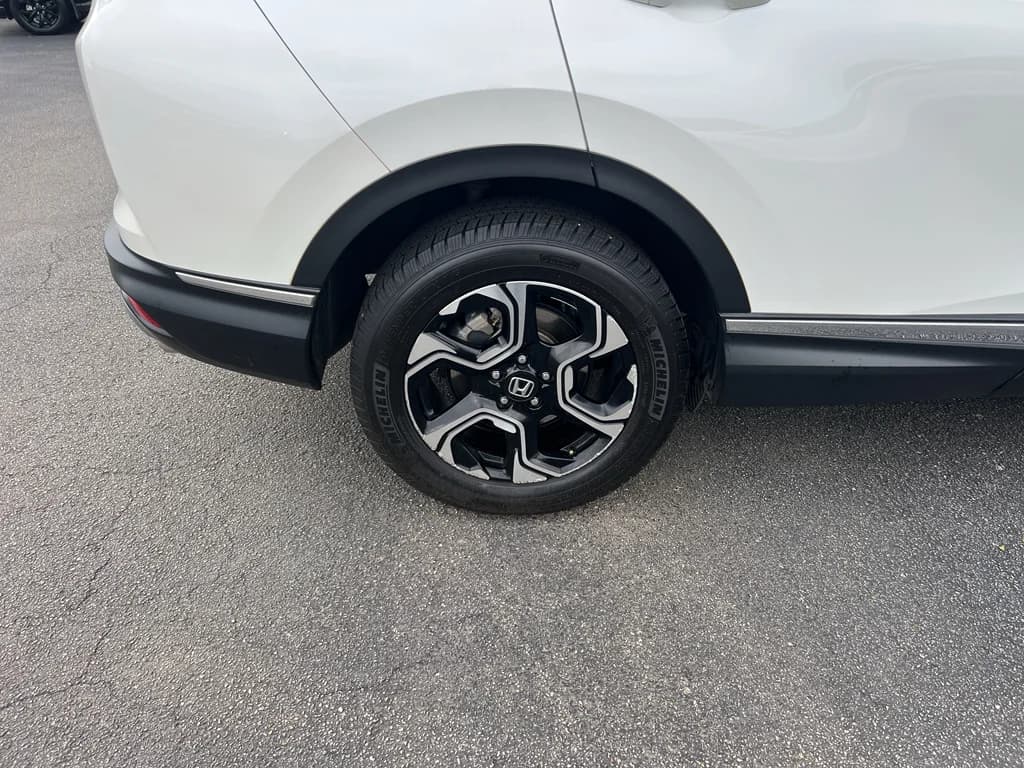 2018 Honda CR-V Touring, photo 10 of 35