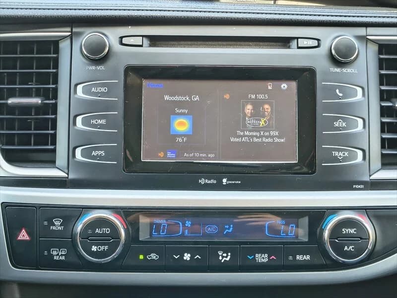 2015 Toyota Highlander LE Plus V6, photo 23 of 42
