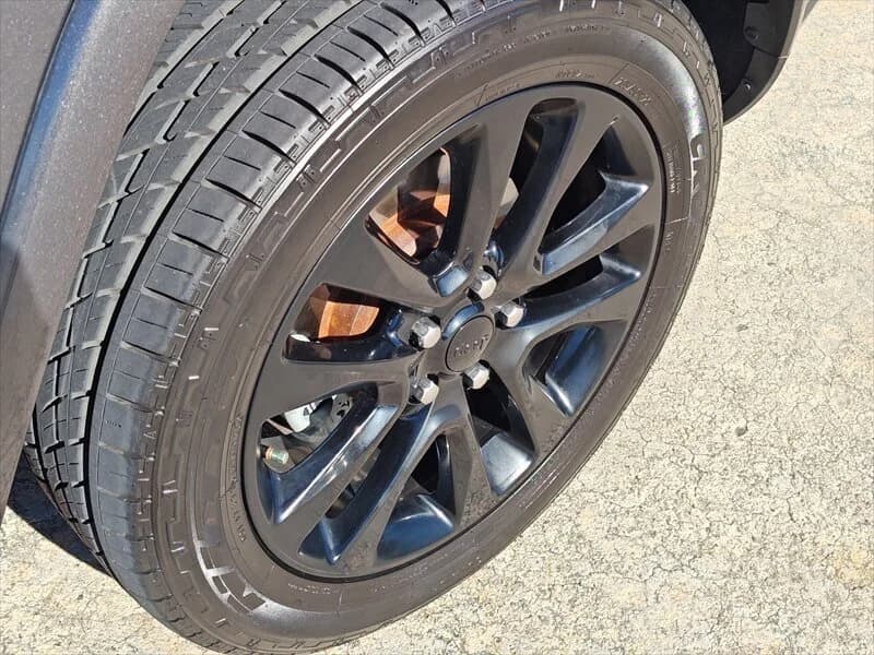 2020 Jeep Grand Cherokee Altitude, photo 9 of 42