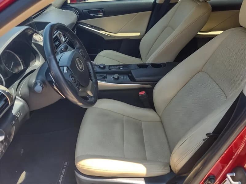 2015 Lexus IS 250, photo 19 of 64