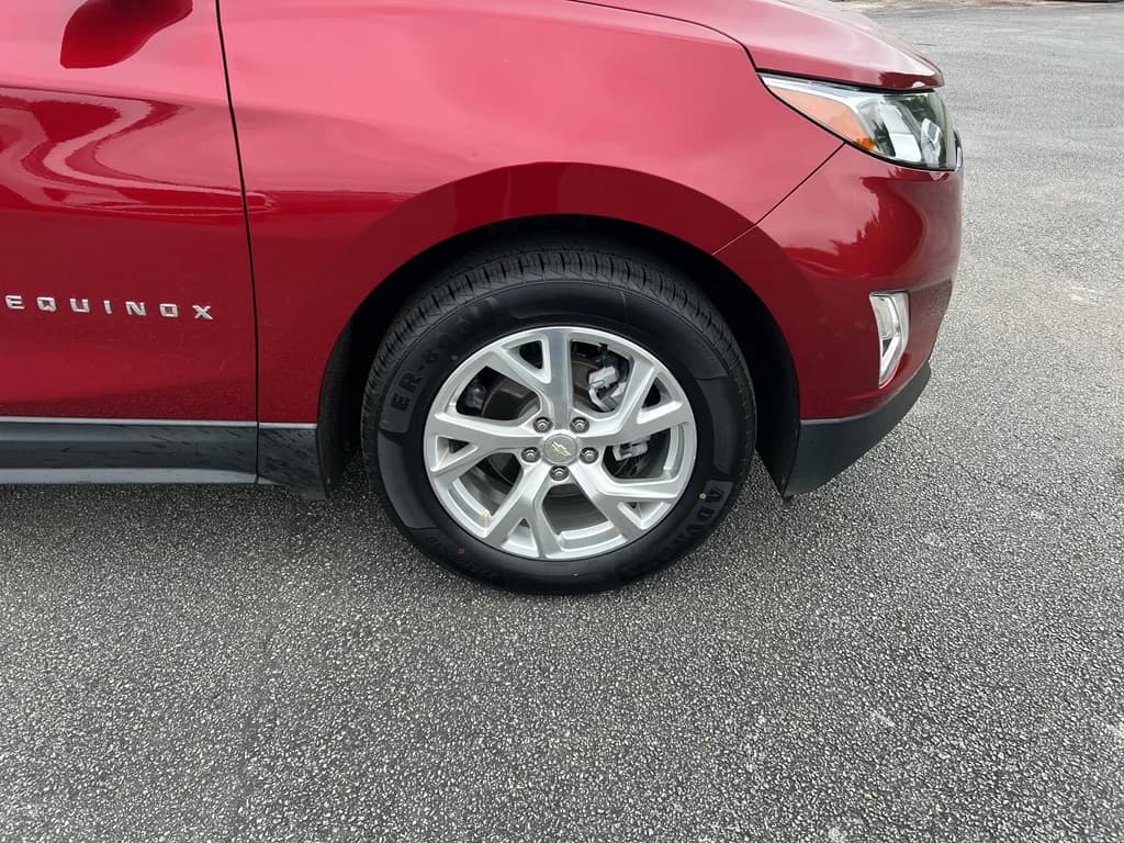 2020 Chevrolet Equinox LT, photo 12 of 32