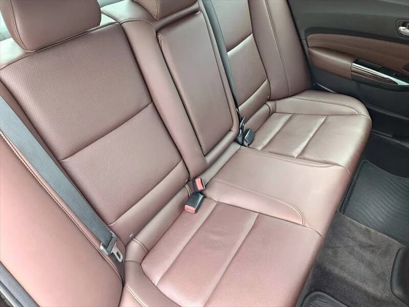 2017 Acura TLX 3.5L V6 w/Technology Package, photo 17 of 46