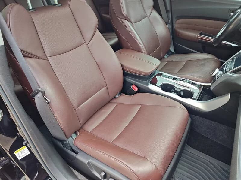 2017 Acura TLX 3.5L V6 w/Technology Package, photo 16 of 46