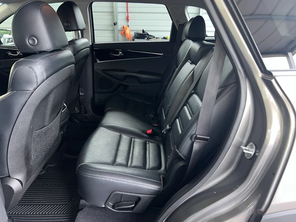 2019 Kia Sorento EX V6, photo 17 of 29