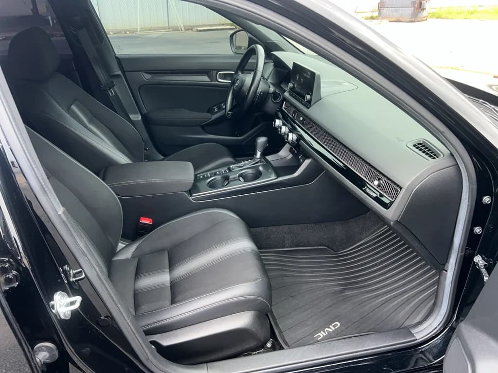 2024 Honda Civic Sport, photo 24 of 26