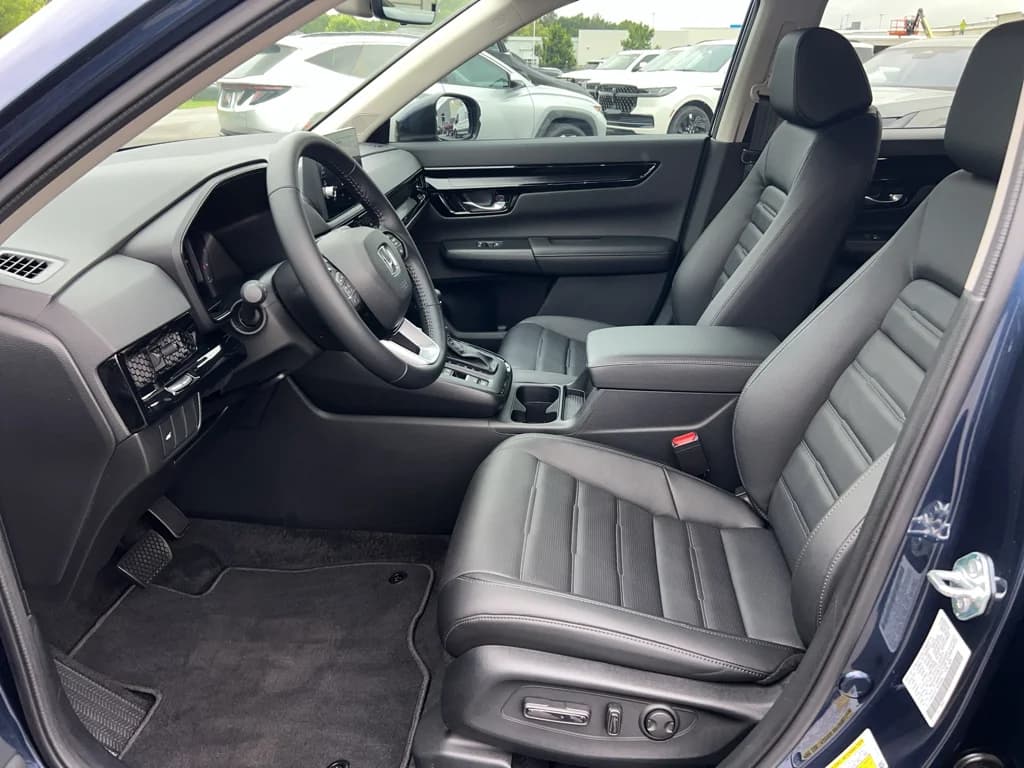 2026 Honda CR-V EX-L, photo 13 of 31