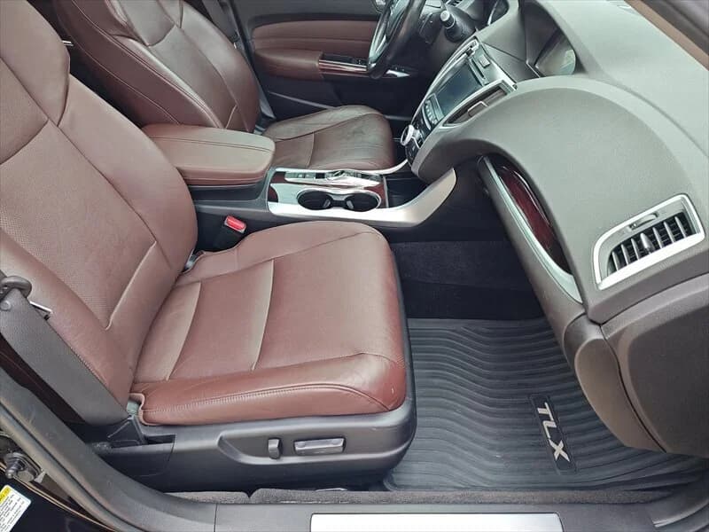 2017 Acura TLX 3.5L V6 w/Technology Package, photo 15 of 46