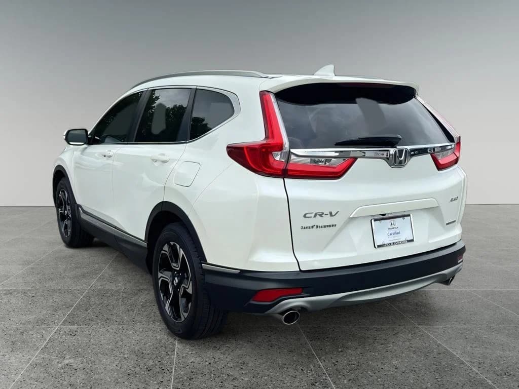 2018 Honda CR-V Touring, photo 4 of 35