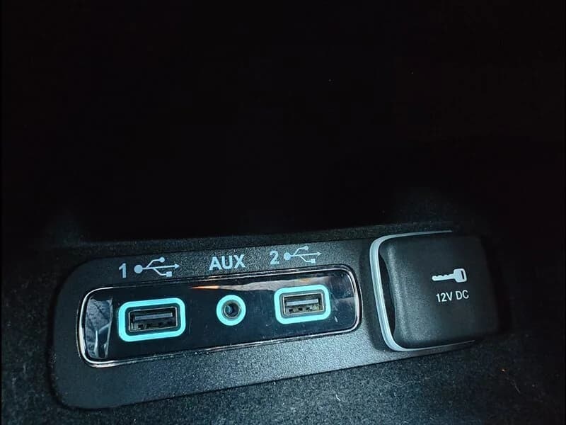 2020 Jeep Grand Cherokee Altitude, photo 22 of 42