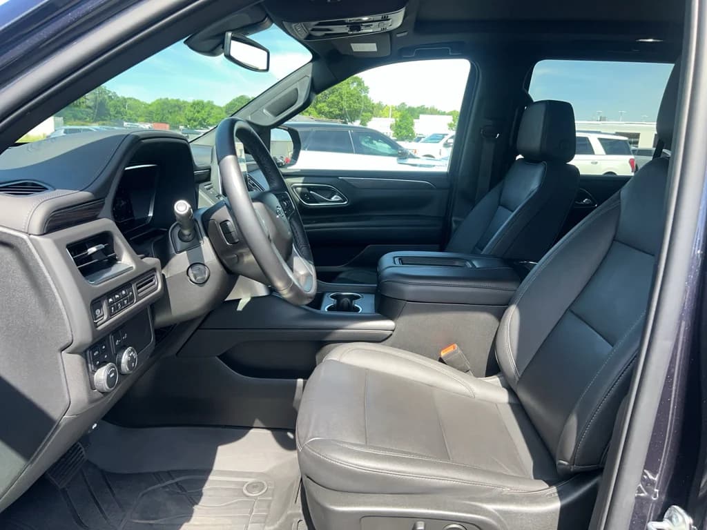 2022 Chevrolet Tahoe Z71, photo 16 of 38