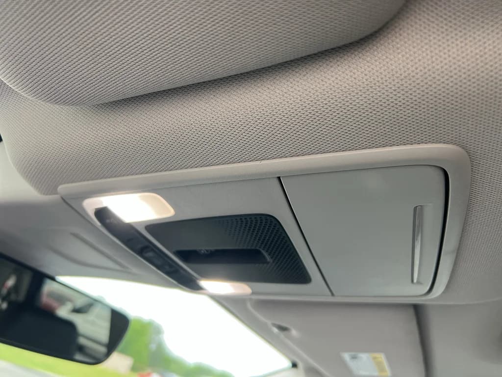 2026 Honda CR-V EX-L, photo 17 of 31