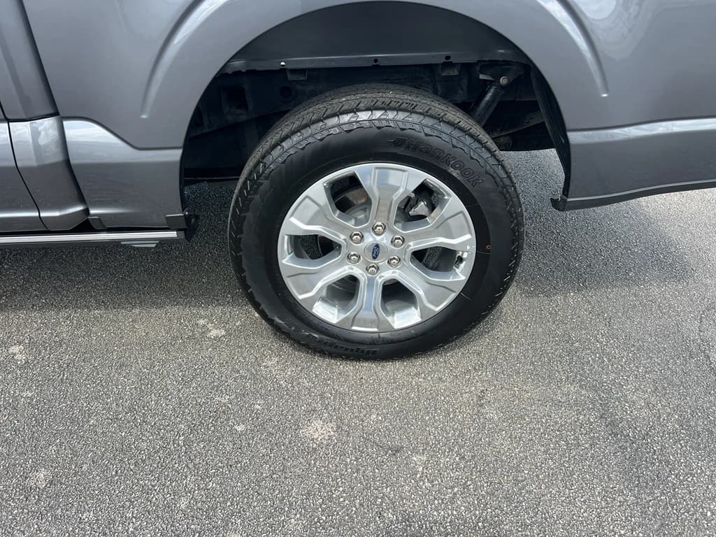2023 Ford F-150 Platinum, photo 9 of 35
