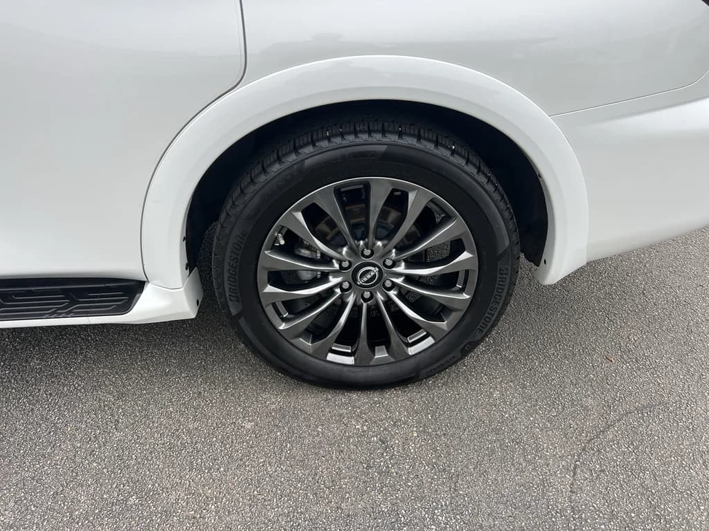 2023 Nissan Armada Platinum, photo 9 of 35