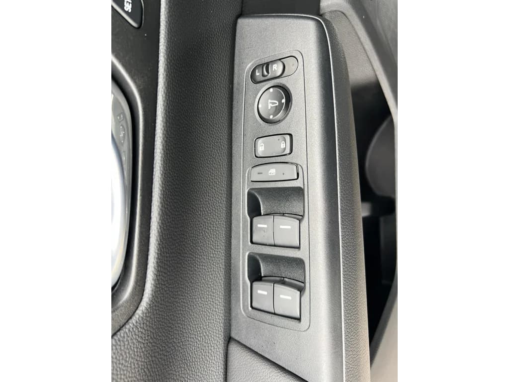 2026 Honda CR-V Hybrid Sport-L, photo 21 of 32