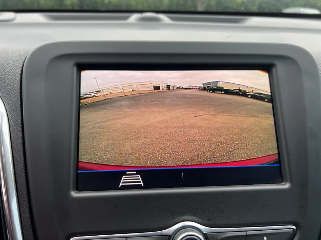 2020 Chevrolet Equinox LT, photo 18 of 32